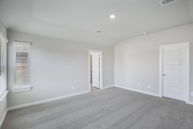 Building Photo - 3030 Marble Wy