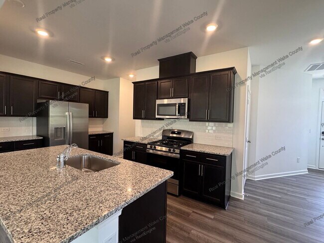 Building Photo - 254 Snowfield