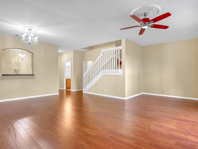 Building Photo - 2226 Oakmont Dr