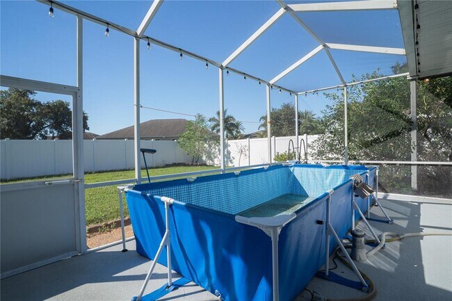 Building Photo - 681 Powder Horn Row