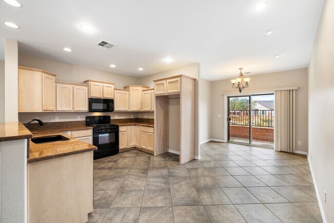 Building Photo - 13024 E Cancun St