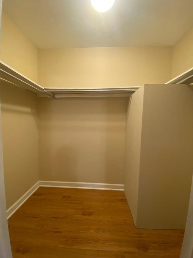 Building Photo - 2081 Sandcastle Dr