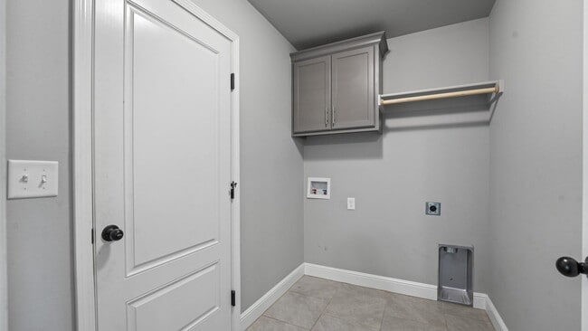 Building Photo - "Charming Bentonville Home: 3 Beds, 2 Bath...