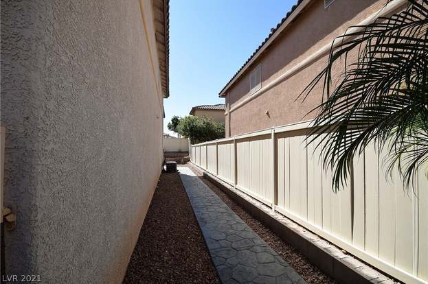 Building Photo - 10525 Silver Cholla Ct