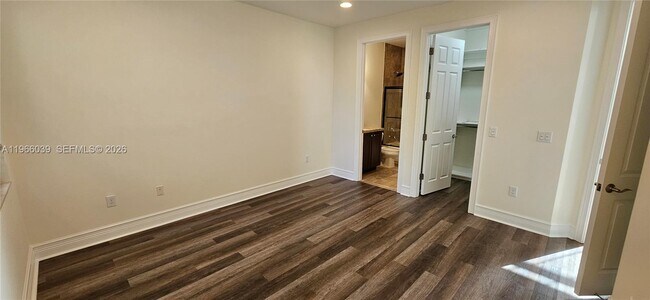 Building Photo - 8175 Lost Creek Ln