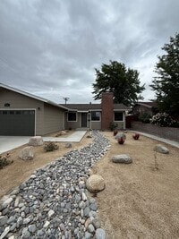 Building Photo - 750 Topaz Dr