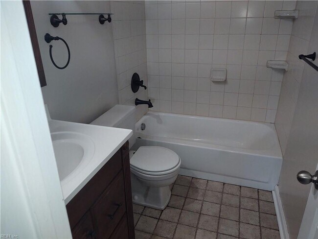 Building Photo - Greenbrier Community