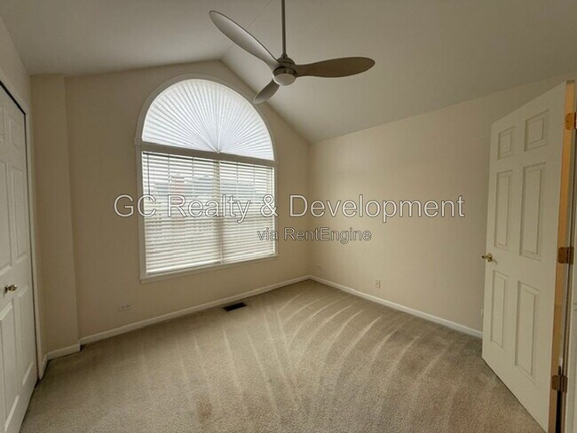 Building Photo - 110 Allerton Dr