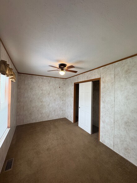 Building Photo - 45 Mantua Grove Rd