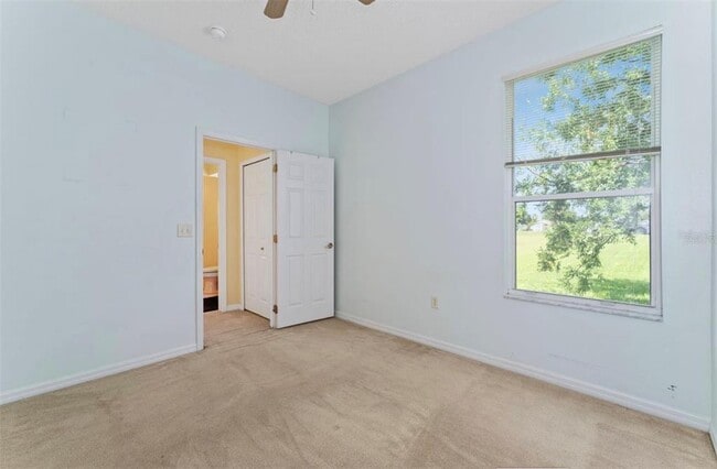 Building Photo - 135 Langham Dr