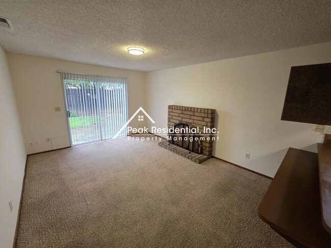 Building Photo - Charming 3bd/2ba Citrus Heights Home