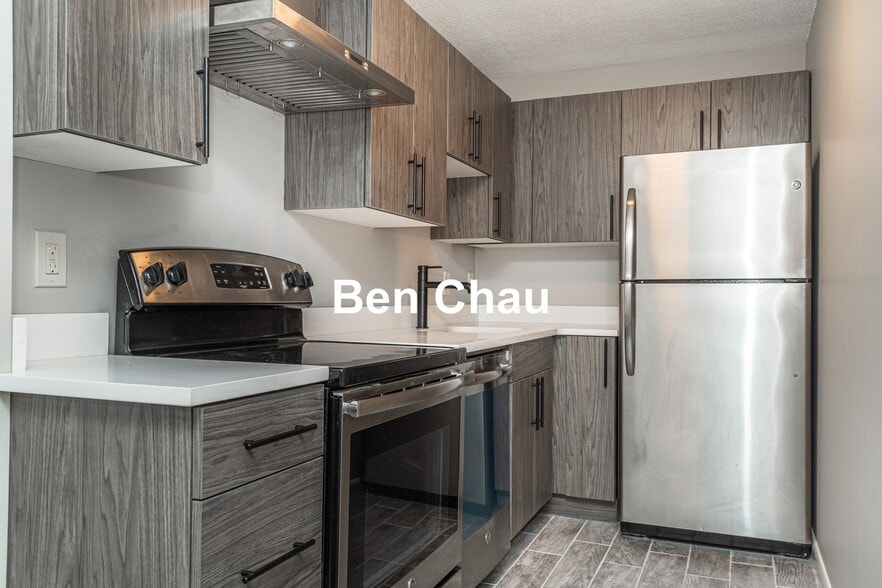 Building Photo - 14 Murdock St