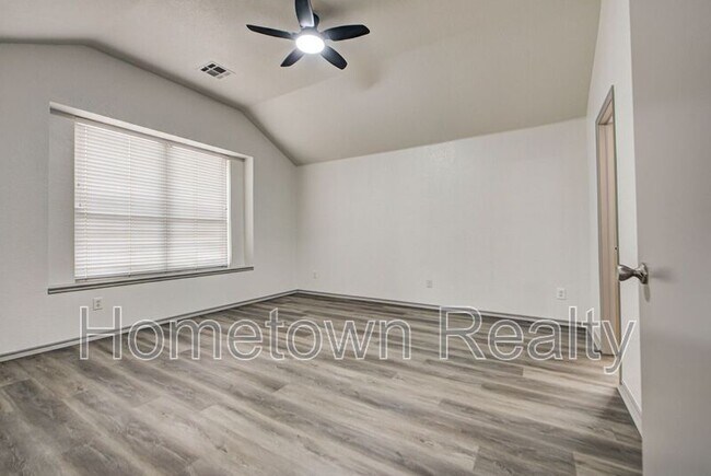 Building Photo - 16416 Oconee Creek Dr