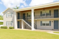 Building Photo - Spring Garden A - A01
