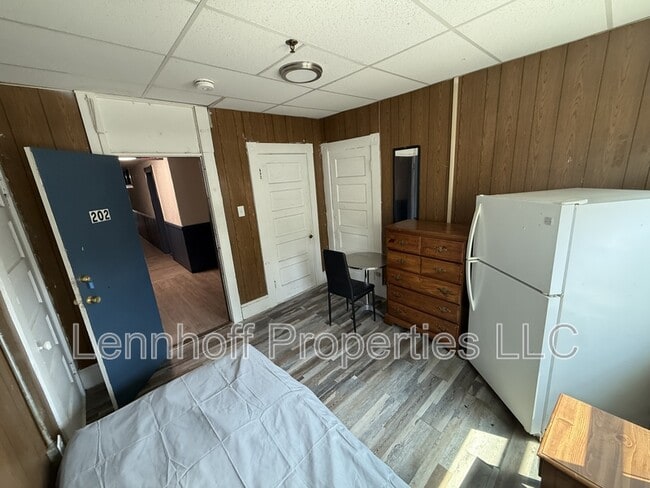 Building Photo - 59 Tremont St