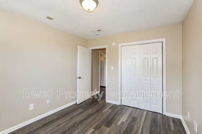 Building Photo - 2828 Lumpkin Rd