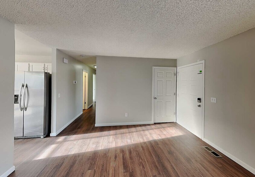 Building Photo - 7517 Brockbank Dr