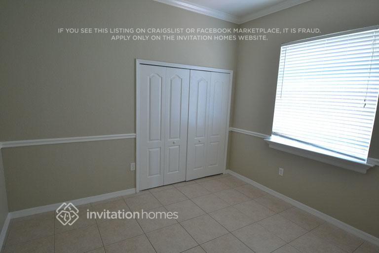 Building Photo - 16112 SW 63rd Ter