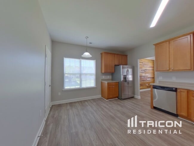 Building Photo - 8326 Knapp Ct