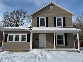 Building Photo - 38-42 E XENIA