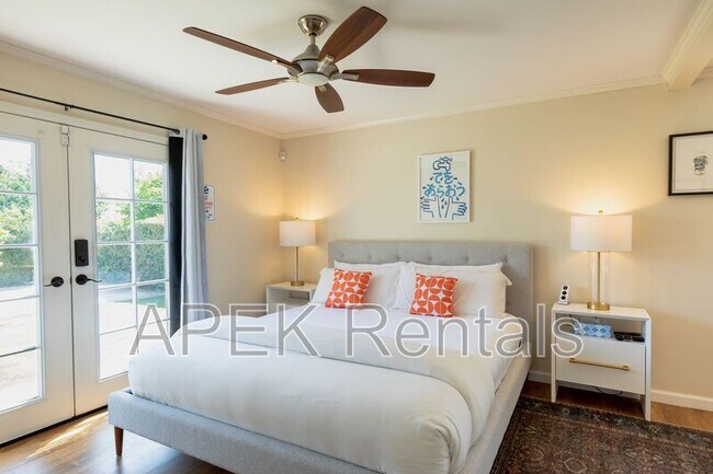 Building Photo - 2415 E Finley Rd