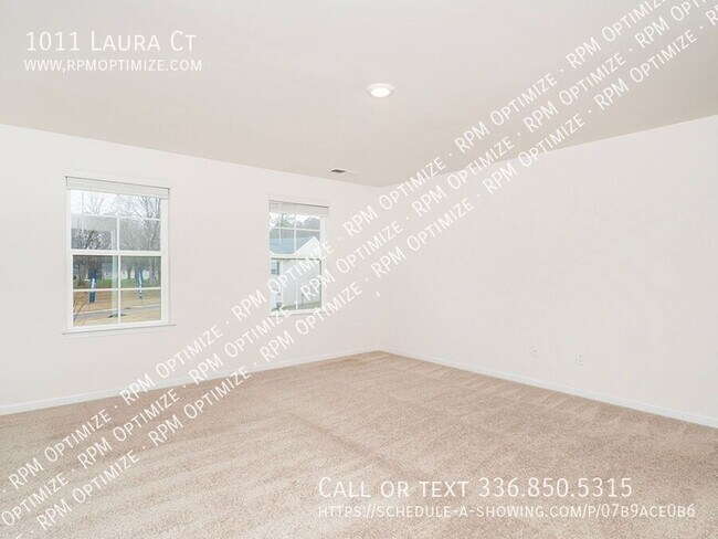 Building Photo - 1011 Laura Ct