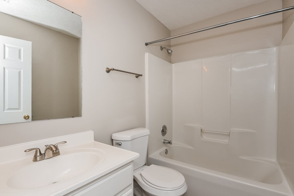 Building Photo - 2129 Lindley Ln