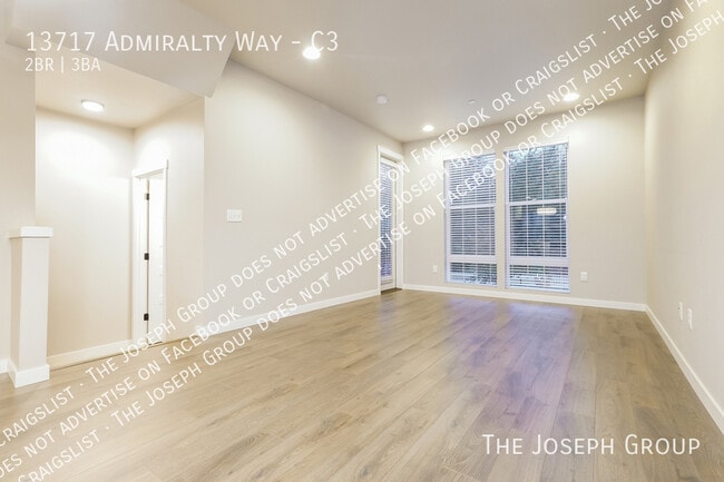 Building Photo - 13717 Admiralty Way