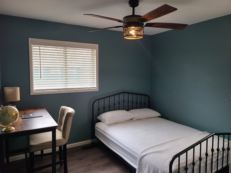 Building Photo - 510 Washington Park Blvd