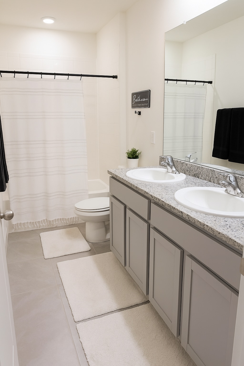 Master Bathroom - 17206 Amber Aspen Way