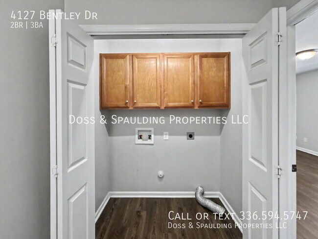 Building Photo - 4127 Bentley Dr
