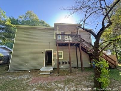 Building Photo - 807 Branson St