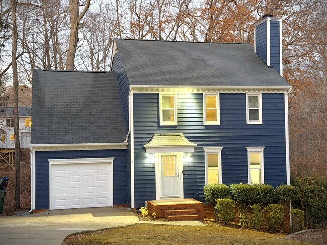 Building Photo - 115 Waterfall Ct