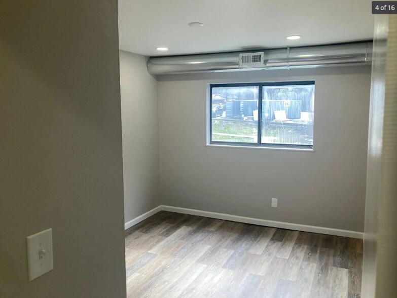 Building Photo - 17500 Euclid Ave