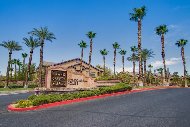 Building Photo - 8250 N Grand Canyon Dr