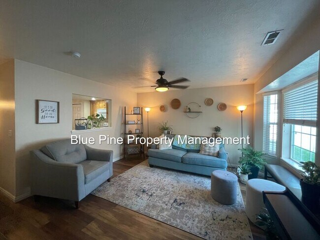 Building Photo - 577 Legacy Ln