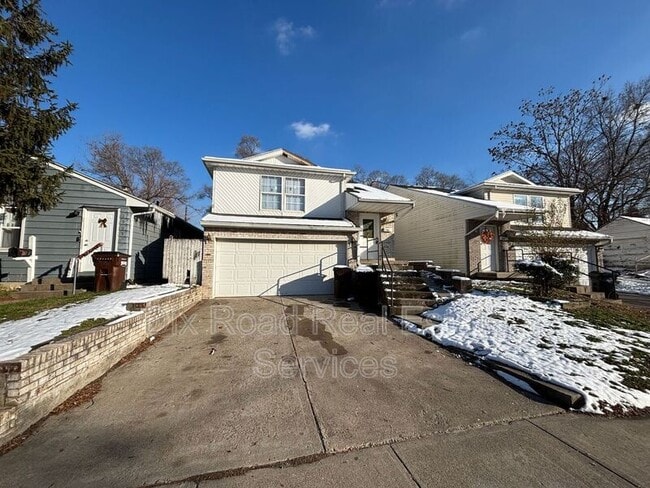 Building Photo - 1907 Finley St