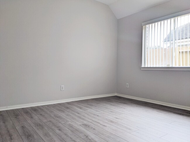 Building Photo - 4611 Rainbow Valley Ct