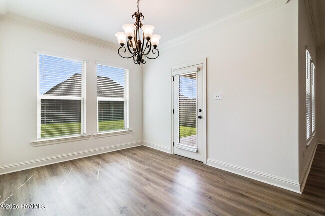 Building Photo - 209 Mintmere Ln