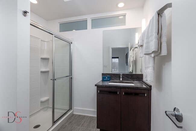 Building Photo - 43 Windward Way