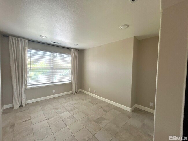 Building Photo - 3149 Gladiola Ct