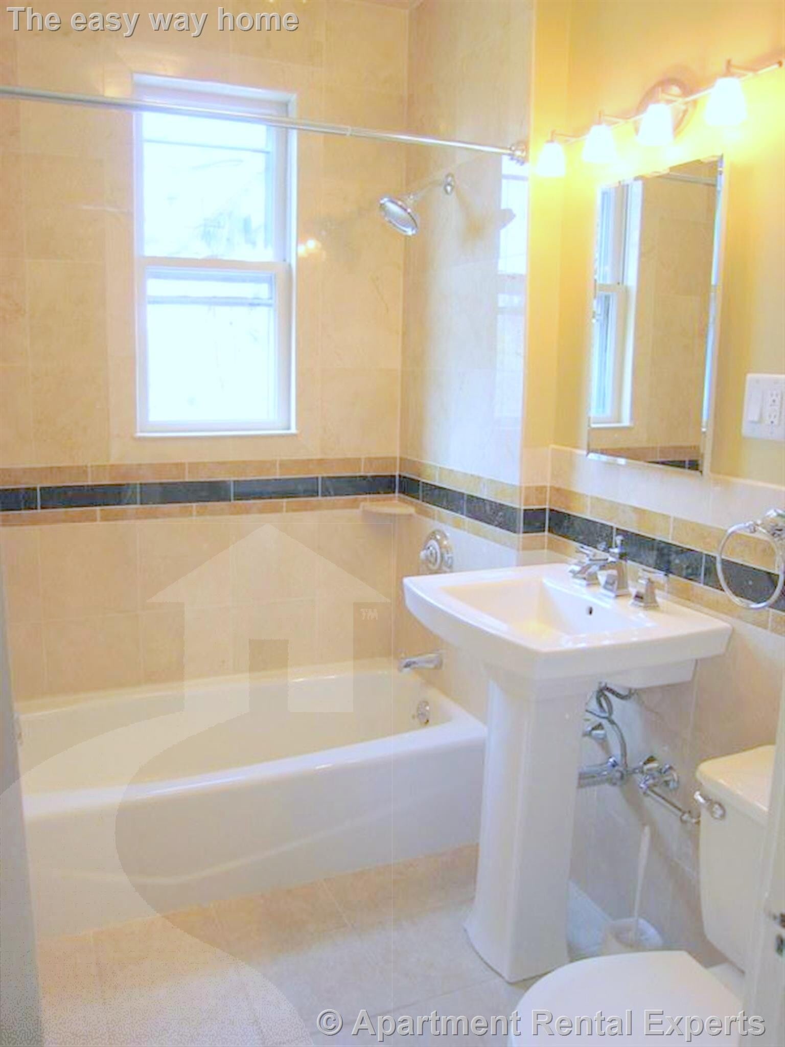 Building Photo - 172 Norfolk St