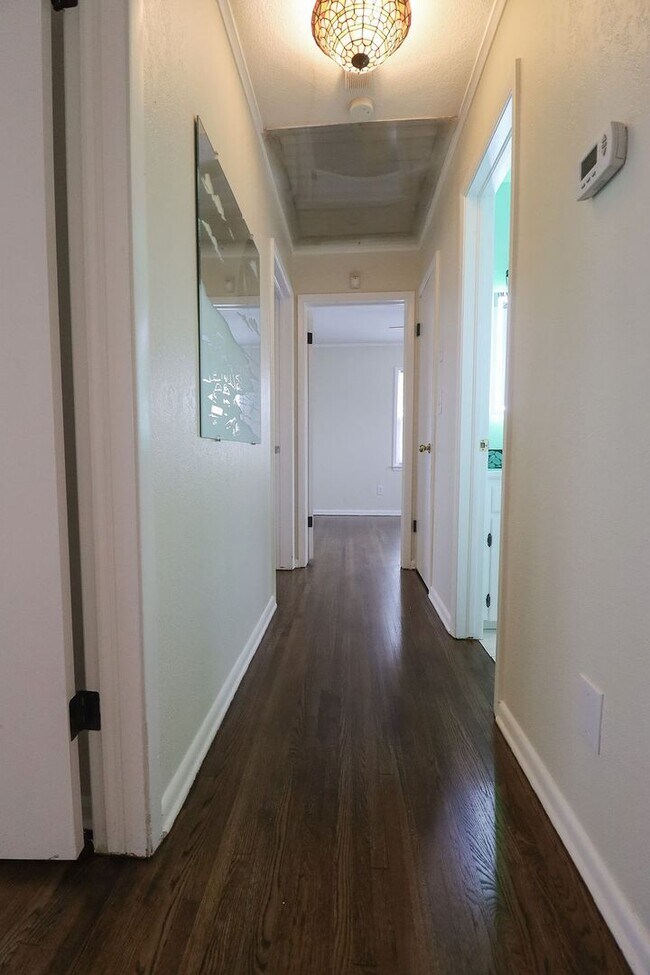 Building Photo - Remodeled home!