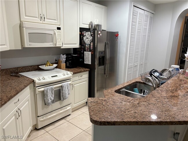 Building Photo - 1380 Sweetwater Cove