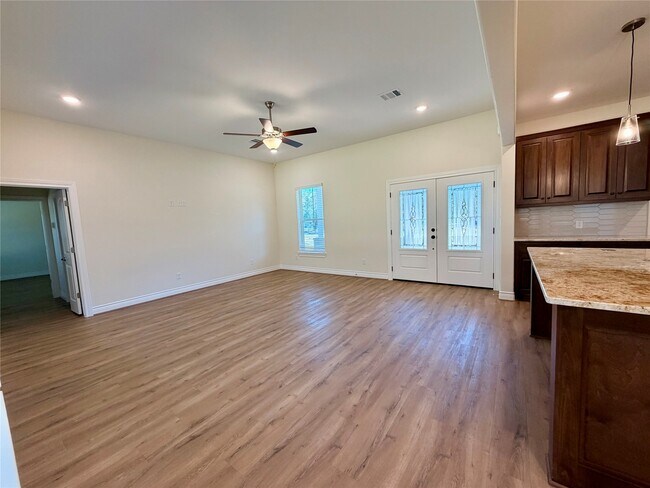 Building Photo - 12871 Oak Barrel Rd