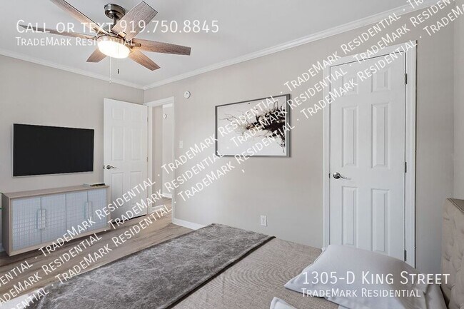 Building Photo - 1305-D King Street-