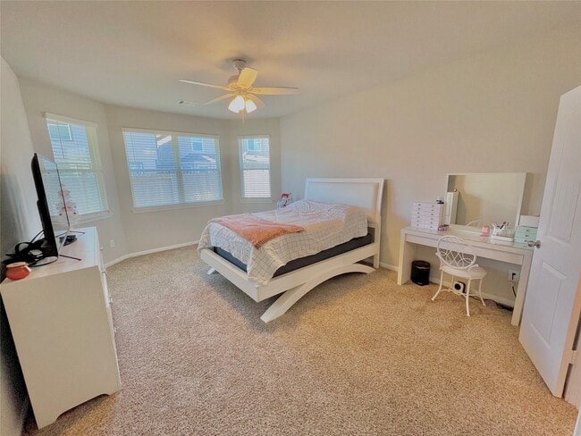 Building Photo - 25558 Woodmere Spur Ln