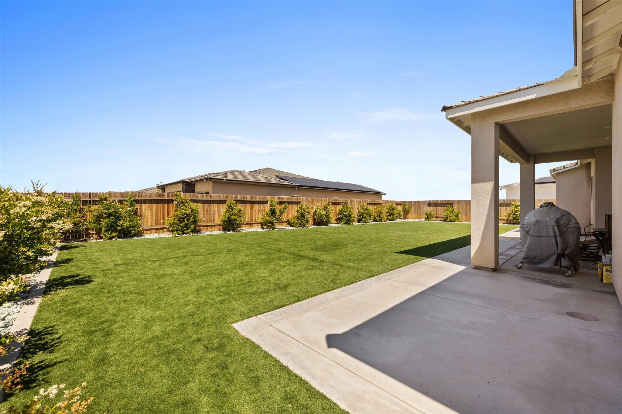Building Photo - 815 Gilsum Ct
