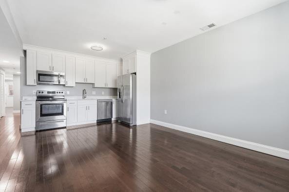 Building Photo - 1706 Massachusetts Ave SE