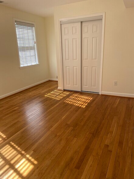 Bedroom - 3800 W St SE
